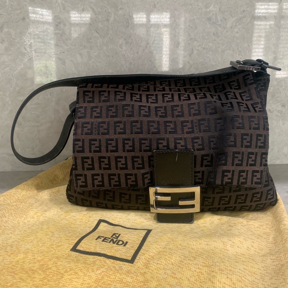 Fendi Vintage Shoulder Bag